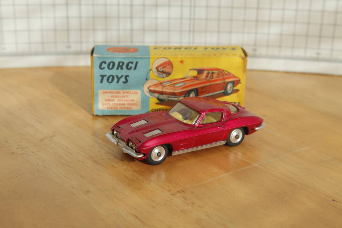 ☆当時物☆イギリス製 コーギートイズ CORGI TOYS CHEVROLET CORVETTE