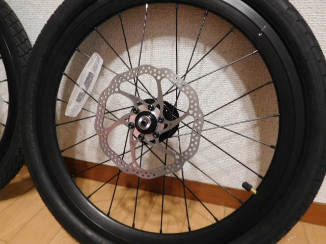 ほぼ新品】自転車 ホイール 20インチ 406 ディスクブレーキ ロード