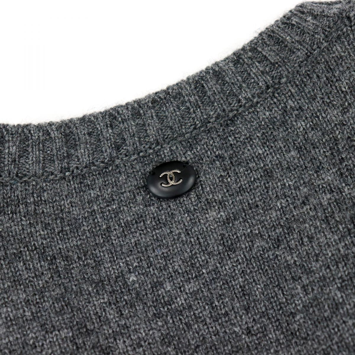 シャネル 17B ガブリエル Vネック カシミヤニットセーター グレー 36  