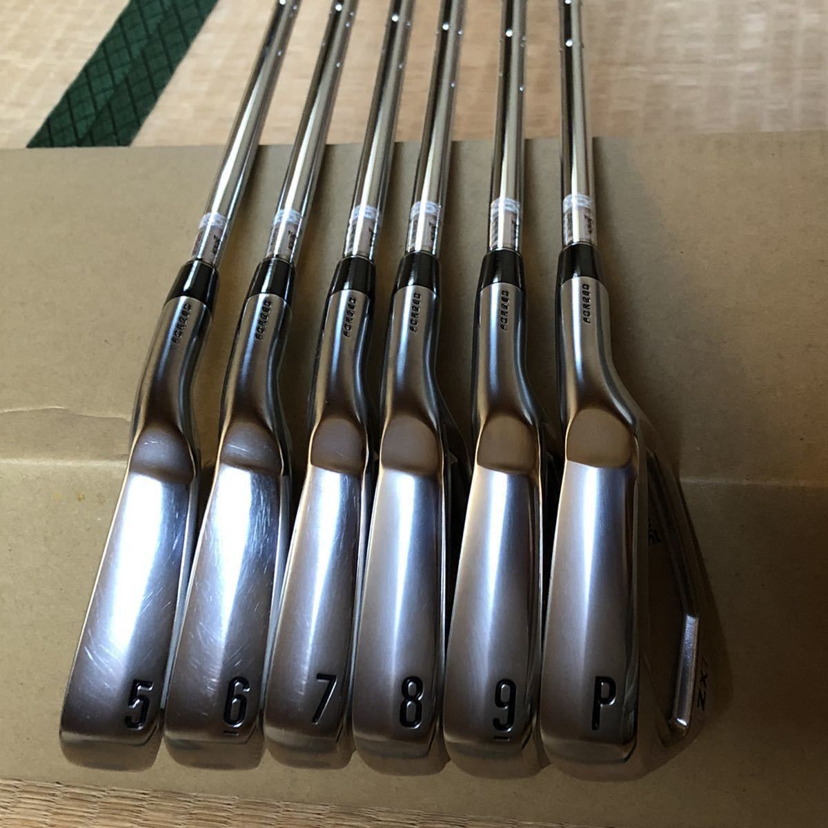 スリクソン Srixon アイアン Dynamic Gold ZX7 goldの通販 dynamic zx5