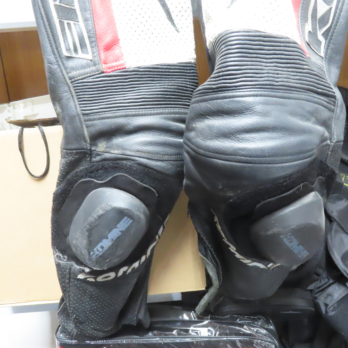 KOMINE コミネ レーシングスーツ Mサイズ 中古 革ツナギ バイク