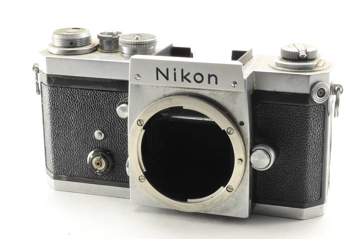 ニコン F Nikon 日曜日の朝は、ゆるりとブラックボディのNikon Fが語りかけてくるもの。｜記憶カメラ 640万台 【ジャンク扱】Nikon ニコン F ボディ / 644番台 #2477