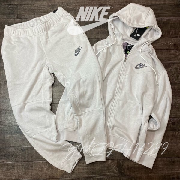 最新作，格安 NIKE ナイキ ESSENTIAL ZERO フルジップ フーディ & パンツ 上下セット CW0305 CU4516 -910 ライトグレー L(その他)｜売買されたオークション情報、yahooの商品情報をアーカイブ公開 - オークファン その他