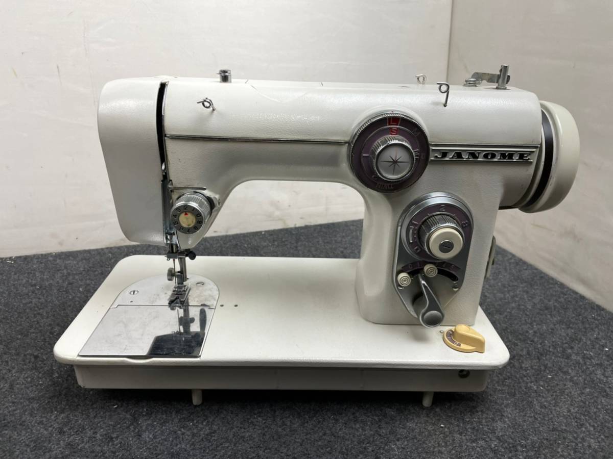 1-21【1円スタート】 JANOME ジャノメ ジャノメミシン MODEL 672