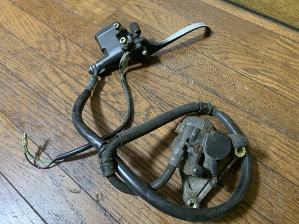 大得価，爆買い SYM DD50 フロントブレーキマスターシリンダー キャリパー(ブレーキ)｜売買されたオークション情報、yahooの商品情報をアーカイブ公開 - オークファン その他