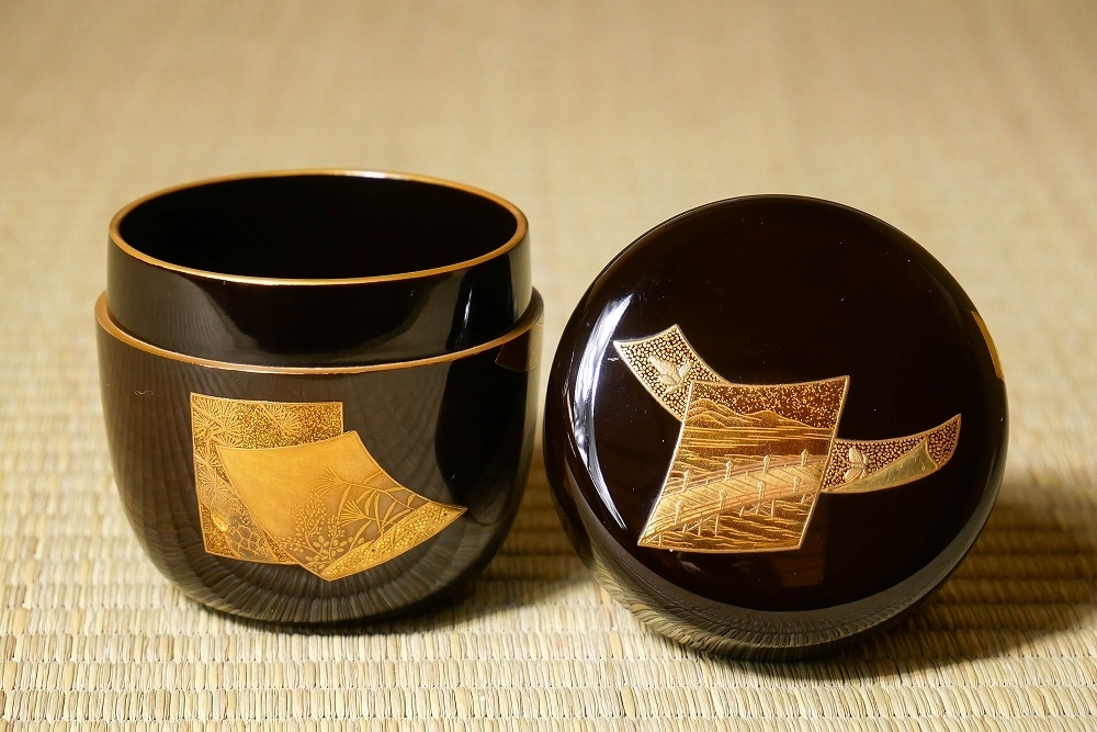 古美術 半四郎造 附）蒔絵螺鈿芒文根付 館蔵品データベース 株式 第