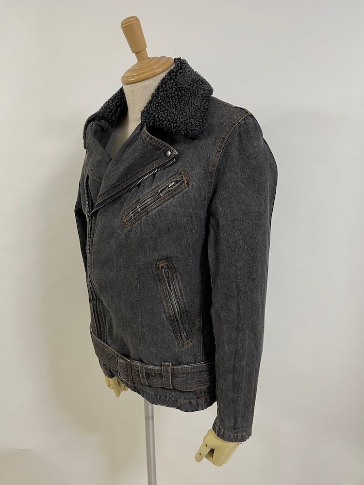 リーバイス レッドタブ Levi