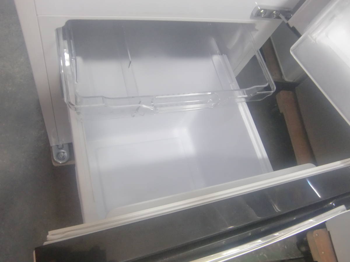 ハイセンス 冷蔵庫 : 右開き130L 2ドアノンフロン冷蔵庫 2ドア冷凍冷蔵庫 130の通販 HR-D1301 130L Hisense(ハイセンス) ホワイト色 2ﾄﾞｱ 2016年 2022年製 Hisense 250.9L