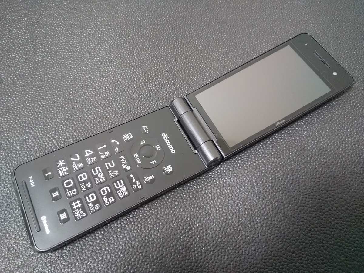 未使用④ 送料無料】docomo P-01H ダークメタル 白ロム 防水 防塵 FOMA