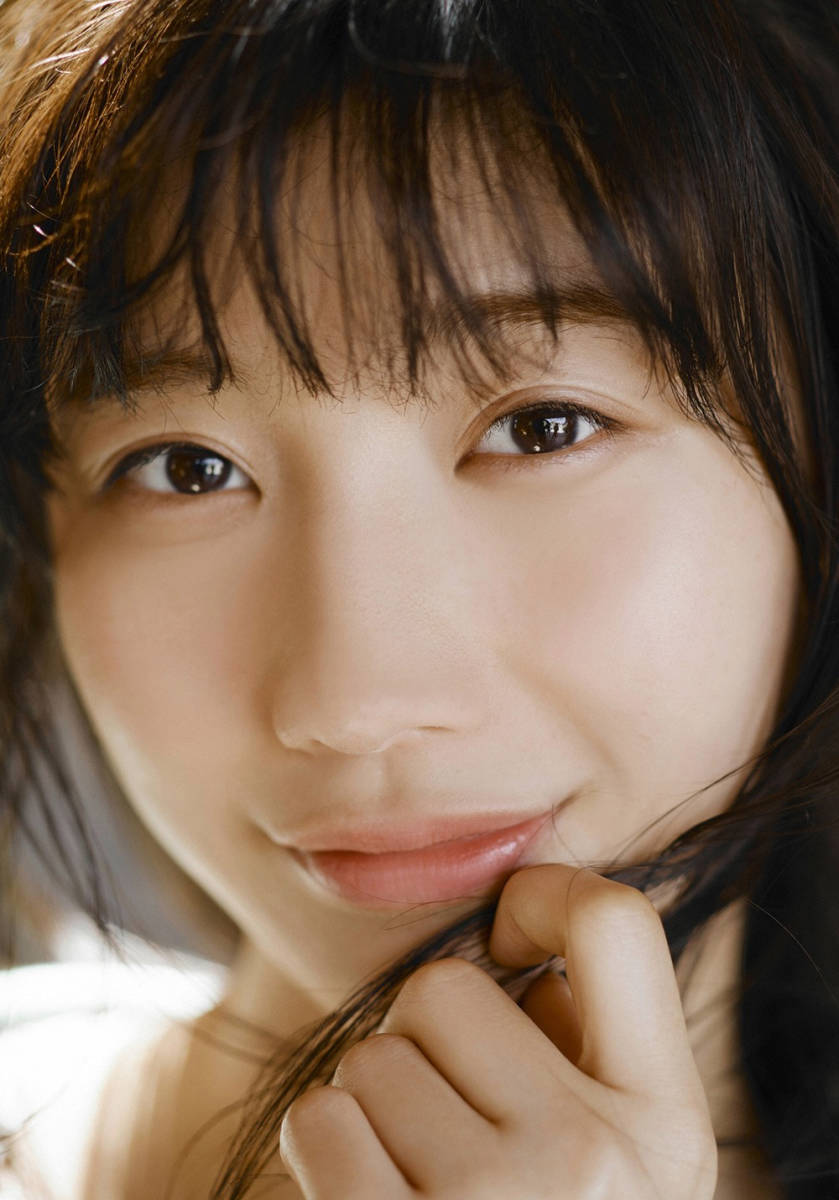 小倉優香 グラビアアイドル Kgサイズ写真50枚 ハガキサイズ102ｍｍ 152ｍｍ 写真 売買されたオークション情報 Yahooの商品情報をアーカイブ公開 オークファン Aucfan Com