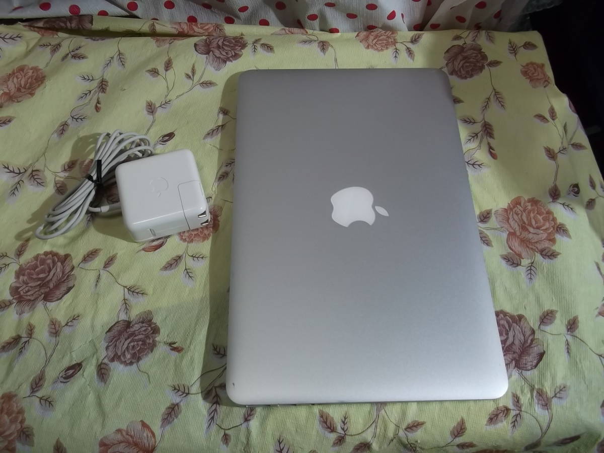 ☆ジャンク扱い/MacBook Air (11インチ， Early 2015)/Core i5/4GB/AC