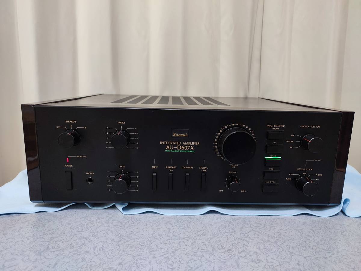 SANSUI AU-D607X DECADE プリメインアンプ 難有り Sansui AU-D607X 音出るが難あり プリメインアンプ AU-D607X DECADE