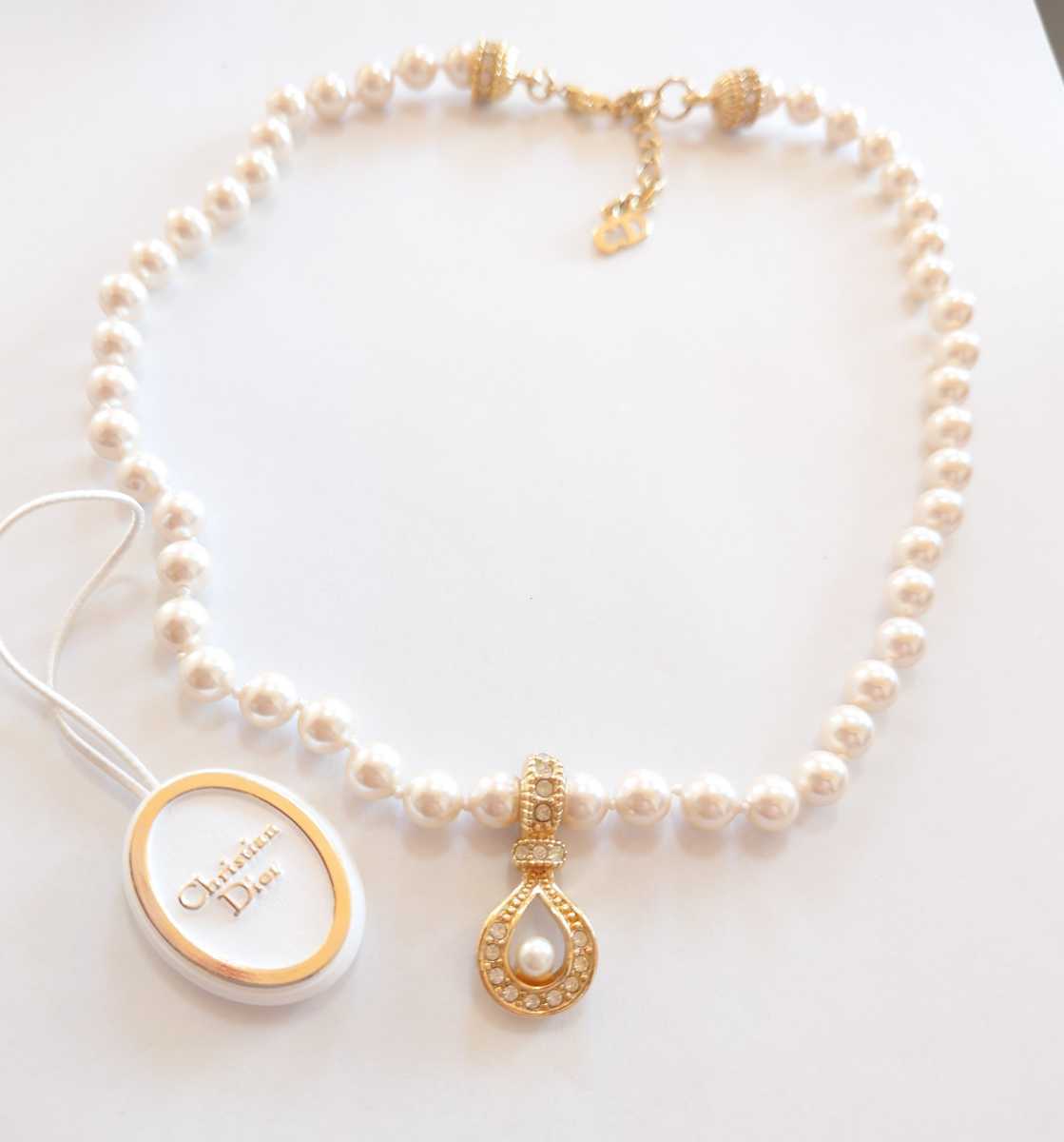 公式通販サイトでお買い 美品☆Dior ネックレス CDロゴ フェイクパール