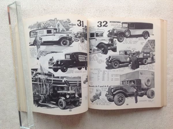 ★[50544・特価洋書「AMERICAN TRUCK SPOTTER'S GUIDE 1920-1970」] アメリカン・トラック。★_2