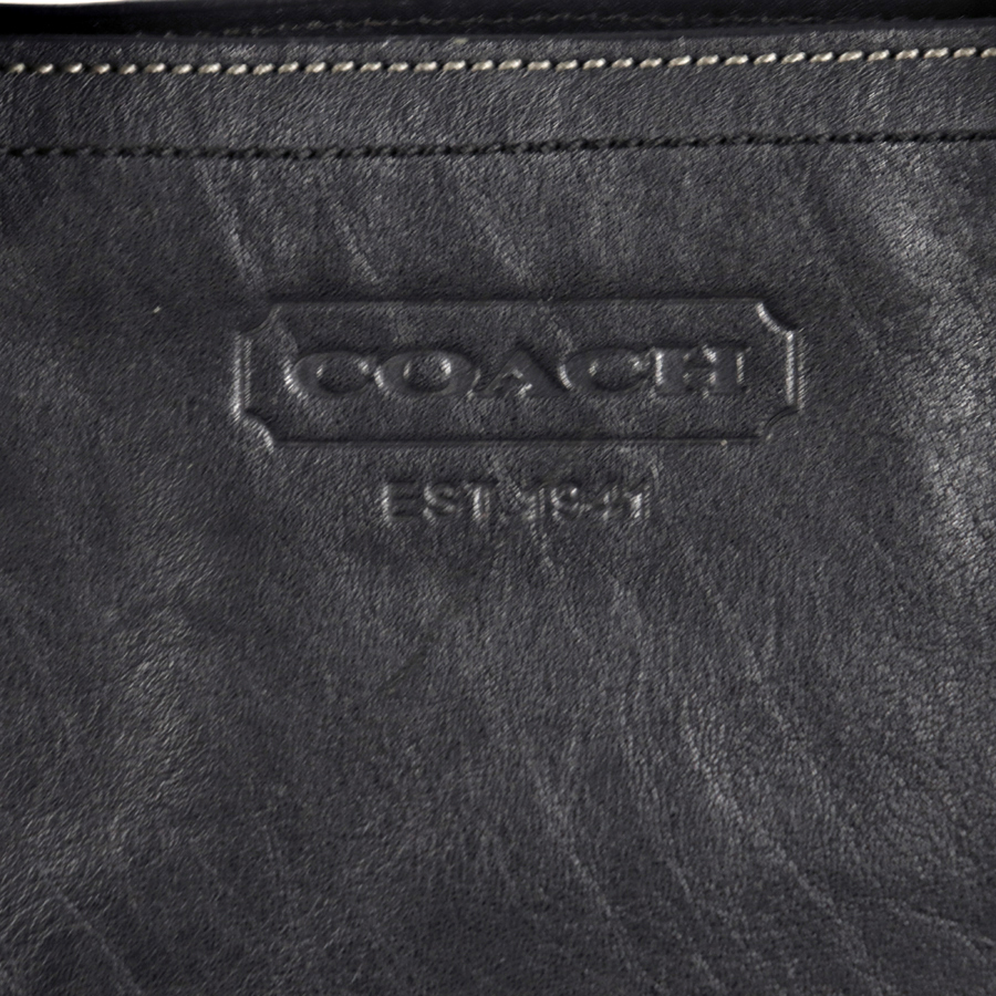 相場価格￥88，560- 正規品 美品 COACH コーチ F70558 ヘリテージウェブ 牛革レザー フォルド オーバー トートバッグ ブラック 黒 コーチ バッグ | コーチの買取相場は安い？高く売るためのおすすめの方法とは コーチのバッグ最新相場情報F58849｜マーケットトートの買取 値上げ情報｜価格改定の背景、影響、そして