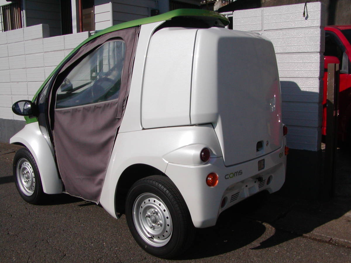 トヨタ コムス 年式 H30年式 型式 ZAD-TAK30 色 パールホワイト