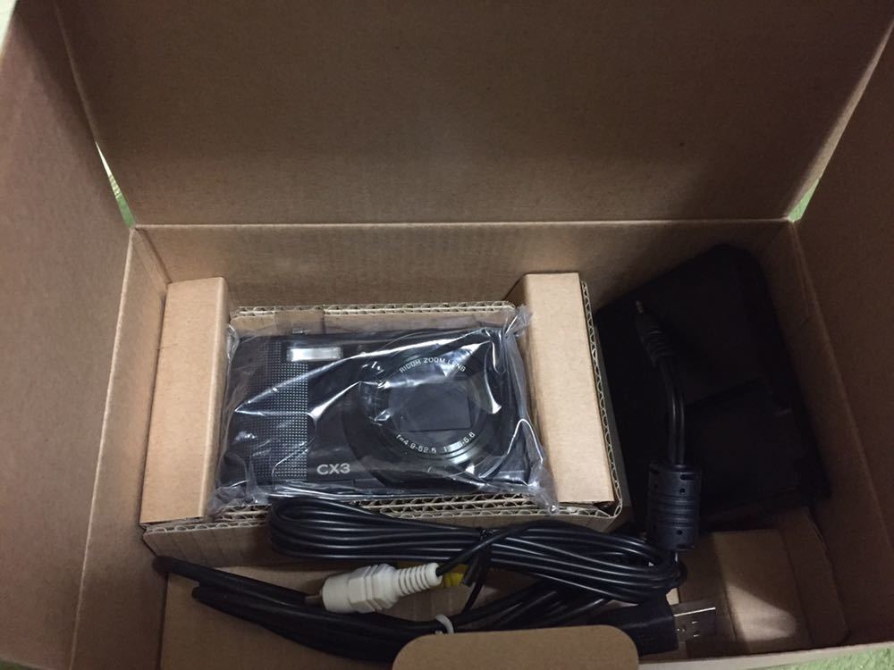 RICOH CX3ストラップのみ欠品。 RICOH CX3 デジタルカメラ ケース付き