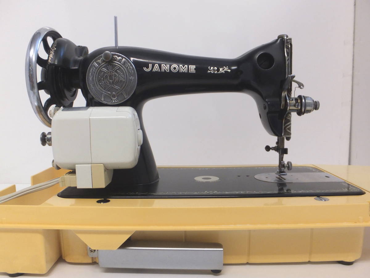 ジャノメ ミシン JANOME TRADE MARK C578782 ジャンク 【足踏みミシン