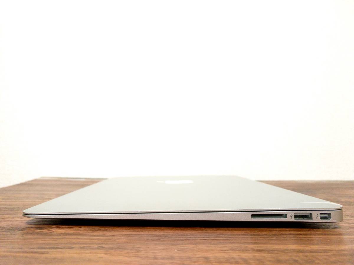 Apple☆MacBook Air 13インチ 2015 1.6GHz Core i5 SSD 256GB 8GB
