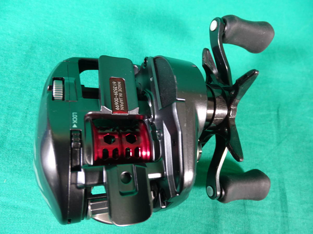 Д824☆Daiwa STEEZ AIR TW 500XXHL☆ダイワ スティーズ☆本体のみ