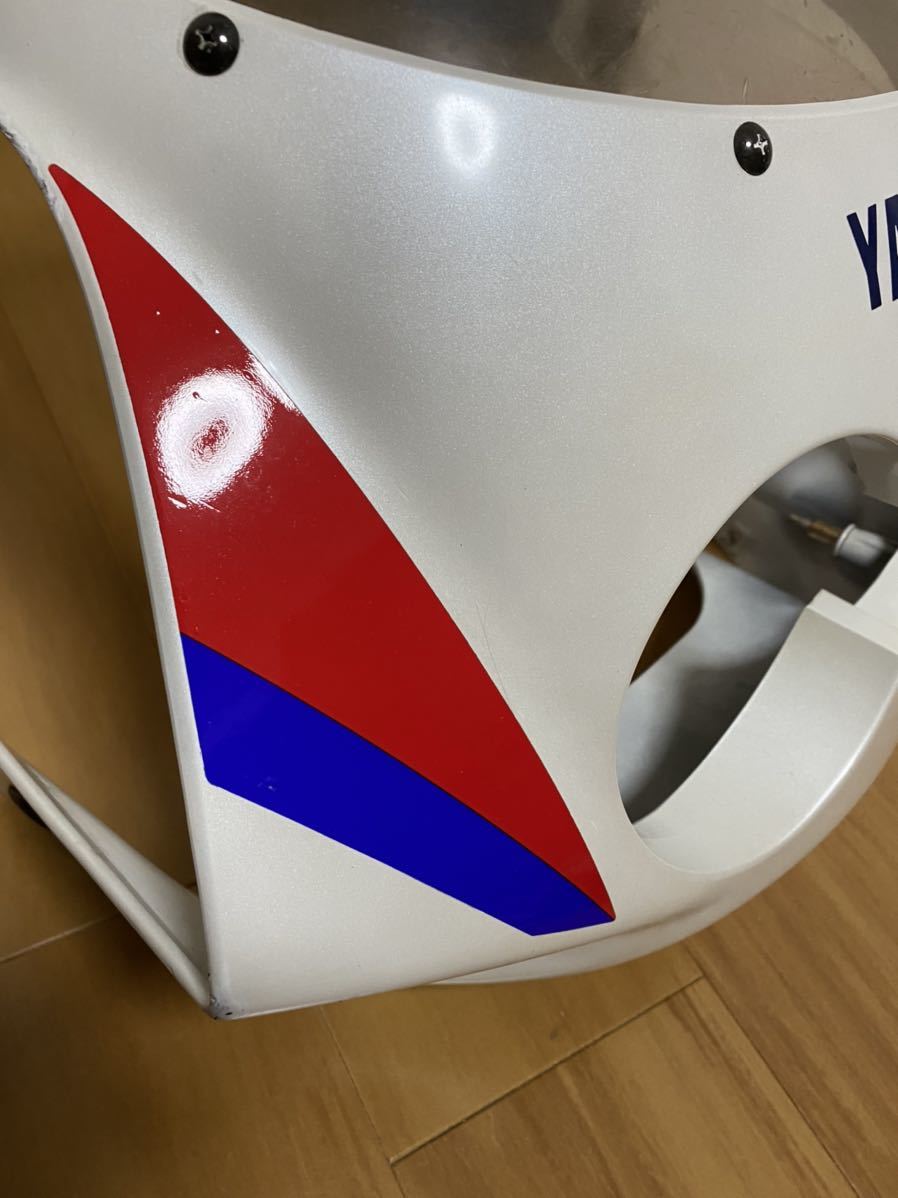 ヤマハ FZR250R 3LN フロントアッパーカウル スクリーン付 希少 ヤマハ FZR250R 3LN フロントアッパーカウル スクリーン付 希少