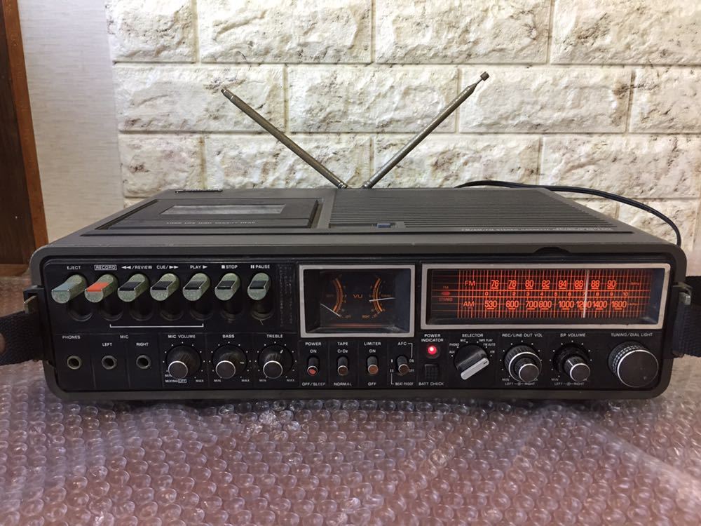 ジャンク 故障品】 ナショナル ステレオ ラジカセ National RS-4400