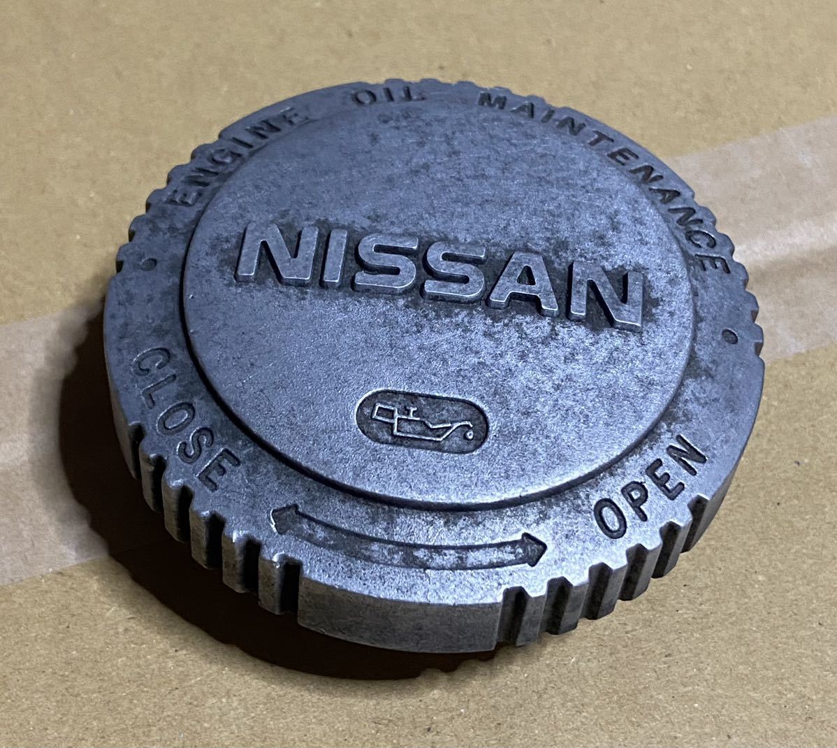 日産 純正オプション品 アルミ オイルフィラーキャップ 激レア BNR32 