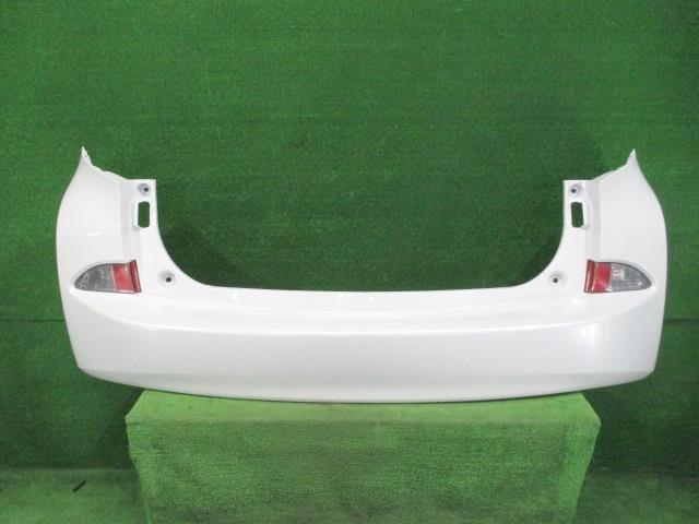 全国無料，定番 トレジア DBA-NCP125X リアバンパー(リア)｜売買されたオークション情報、yahooの商品情報をアーカイブ公開 - オークファン スバル用