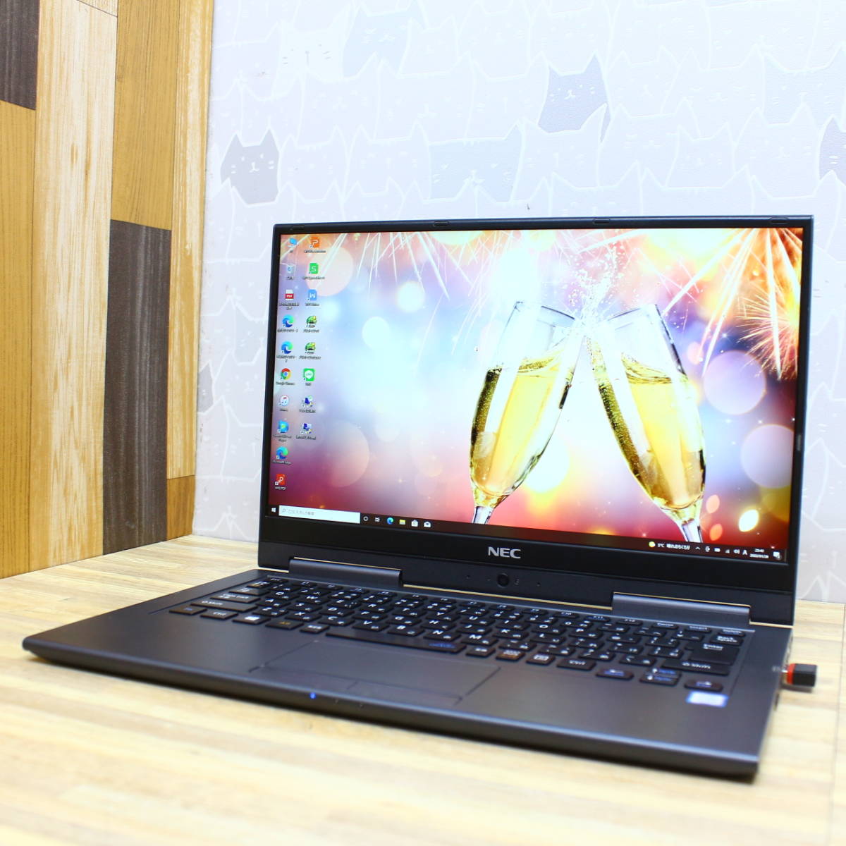 Lenovo ノートパソコン　オフィス付き　爆速SSD搭載　初期設定済み Lenovo ノートパソコン オフィス付き 爆速SSD搭載 初期設定済み Office