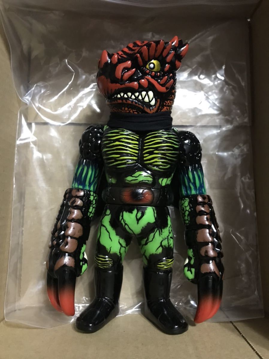 ドラコマン ヒラリークリキントンリアルヘッドコラボ 真頭玩具(一般 