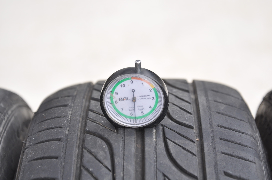 work EMOTION Kiwami 17×7j+47 PCD100/4H 195/40R17 4本 グッドイヤー