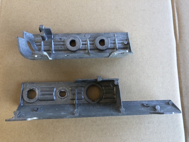 ハコスカ ダッシュボード カバー - 有限会社 スピリット・ガレージ