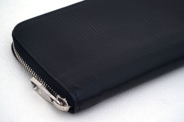 極美品】ルイヴィトン Louis Vuitton エピ ジッピーウォレット ヴェル 