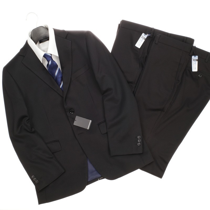新品1円～★老舗スーツメーカー 秋冬 高機能 2パンツで長持ち♪動きやすいストレッチスーツ 98BB4 ブラックストライプ ノータック◆8244◆