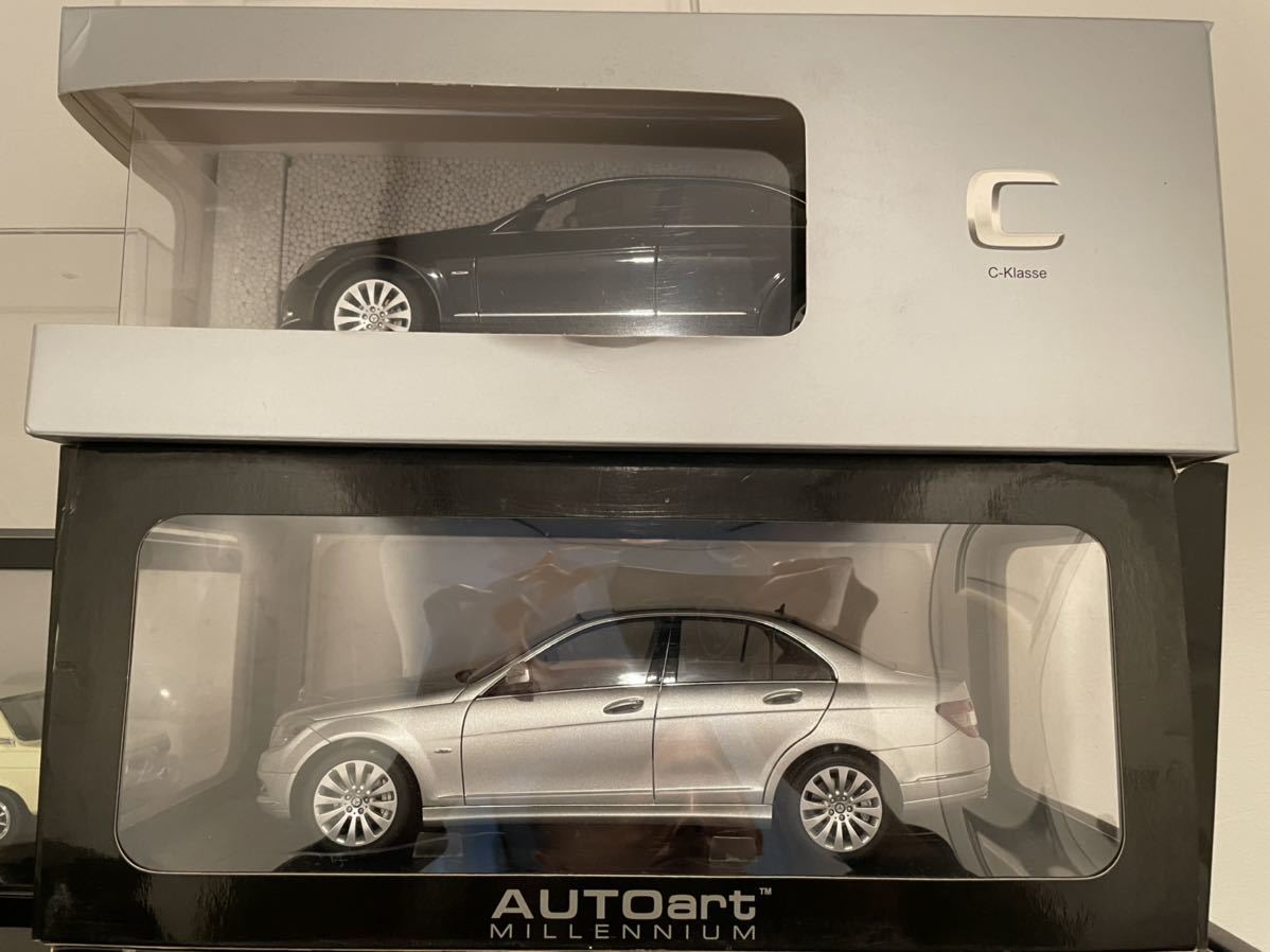 オートアート 1/18 メルセデスベンツ W204 Cクラス 2台セット | ACIP.CA