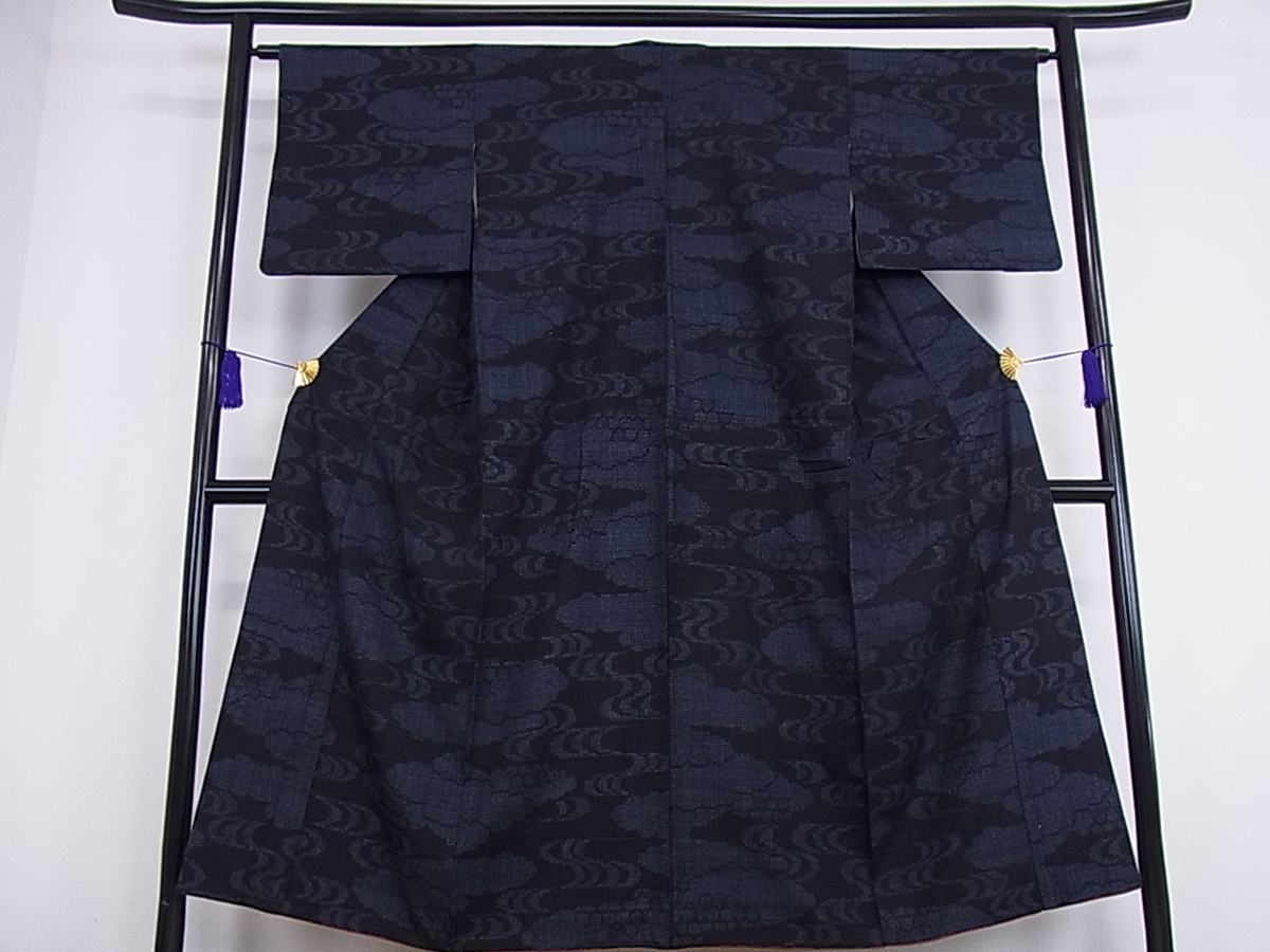 alter】紬 本場結城紬 植物模様 証紙付き a-135 重要無形文化財 100亀甲