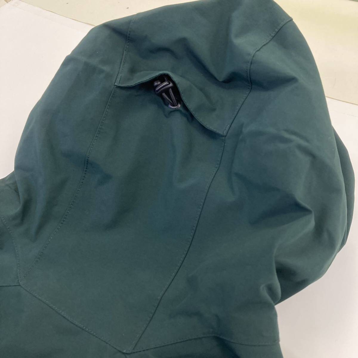 中古 正規 VOLCOM スノーボード ウェア M Resin Gore-Tex Jacket  