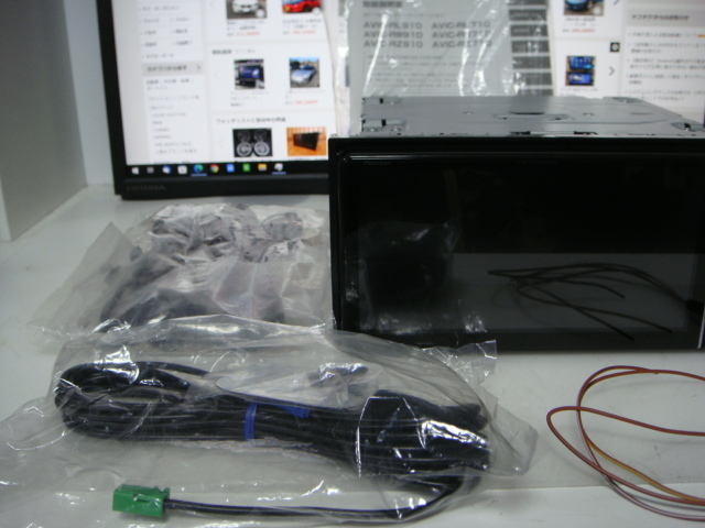 即決！カロッツェリアメモリーナビ AVIC-RW710 2019年データ アンテナ