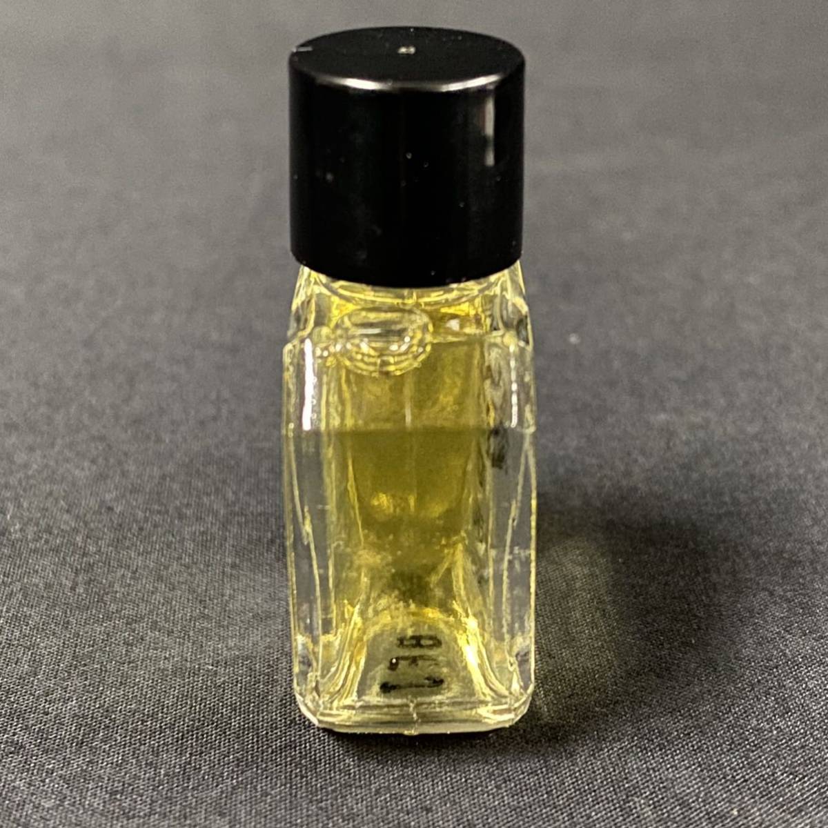 Shiseido NOIR vintage NOMBRE Nombre - Noir parfum 0 EDP Vault