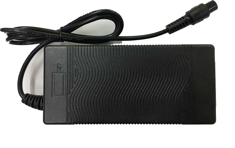 最新型 超軽量 6.5インチ バランススクータ ミニセグウェイ 700Wモータ  