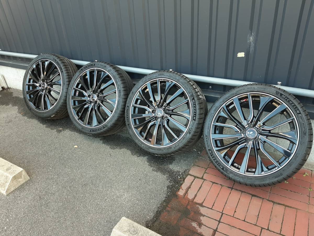 ☆LEONIS VT 5H-100 30プリウスに使用 バリ山 215/40R18☆ おまけつき！