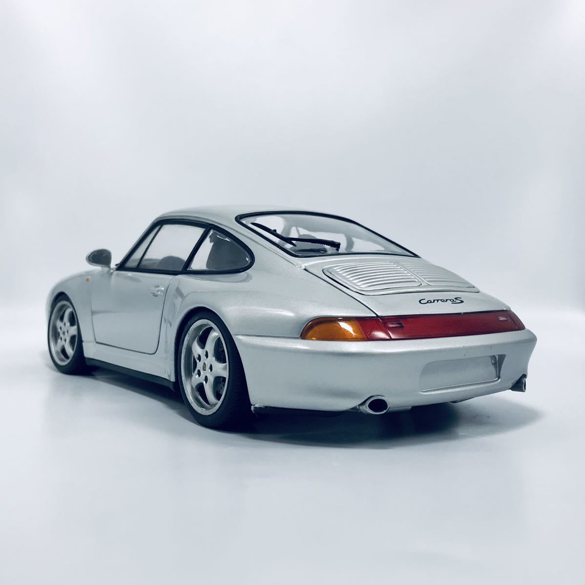  磨き処理済み 絶版 稀少ビンテージ UTモデル 1/18 1997年型 993系 ポルシェ911カレラ2S(乗用車)｜売買されたオークション情報、yahooの商品情報をアーカイブ公開 - オークファン 乗用車