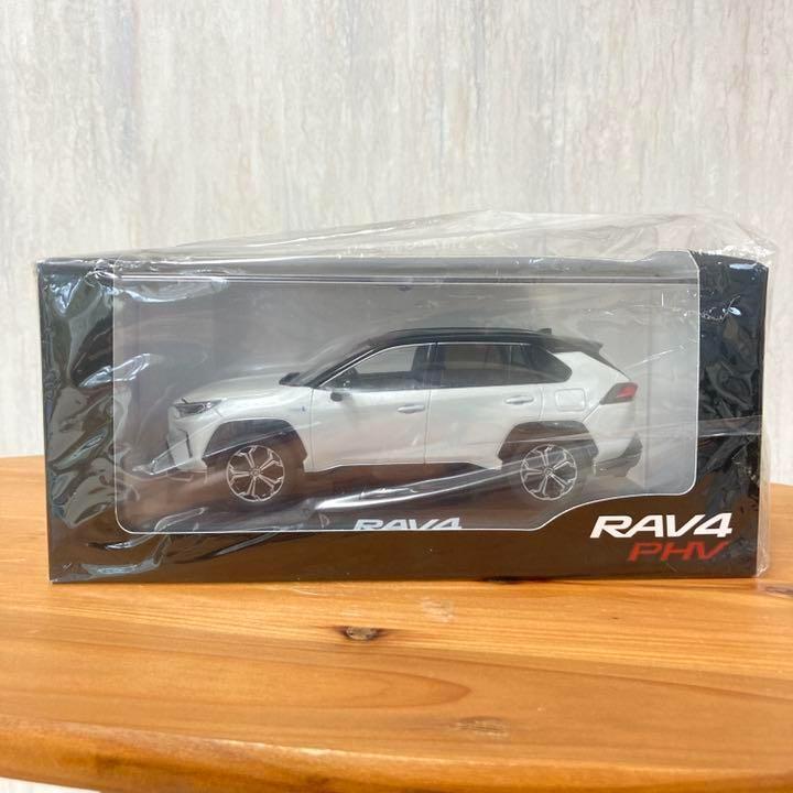 送料無料】1/30 トヨタ 新型RAV4 PHV 非売品 カラーサンプル ミニカー
