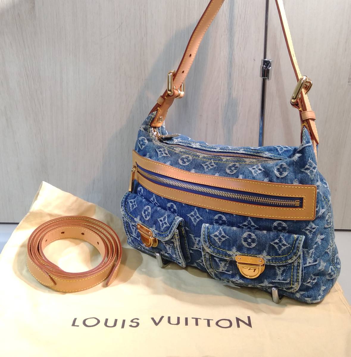 LOUIS VUITTON モノグラム ケース 美品 ショルダー付】ルイヴィトン LOUIS VUITTON／モノグラム デニム