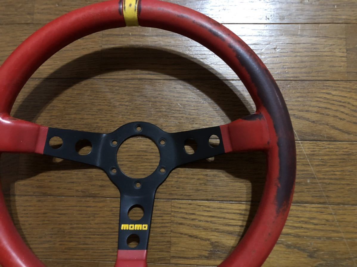 MOMO モモステアリング MOD.07 赤！中古！