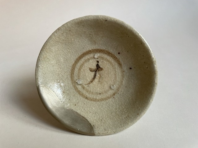 桃山 志野平皿 ☆美濃＊無地志野の小皿 ：桃山から江戸初期 ☆美濃
