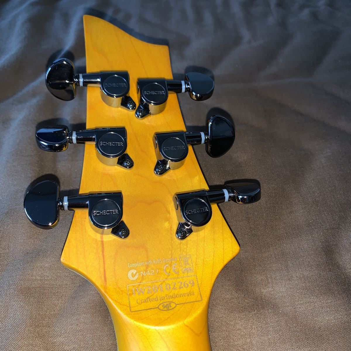 Schecter Diamond Series V-1 FR ブラック 美品！