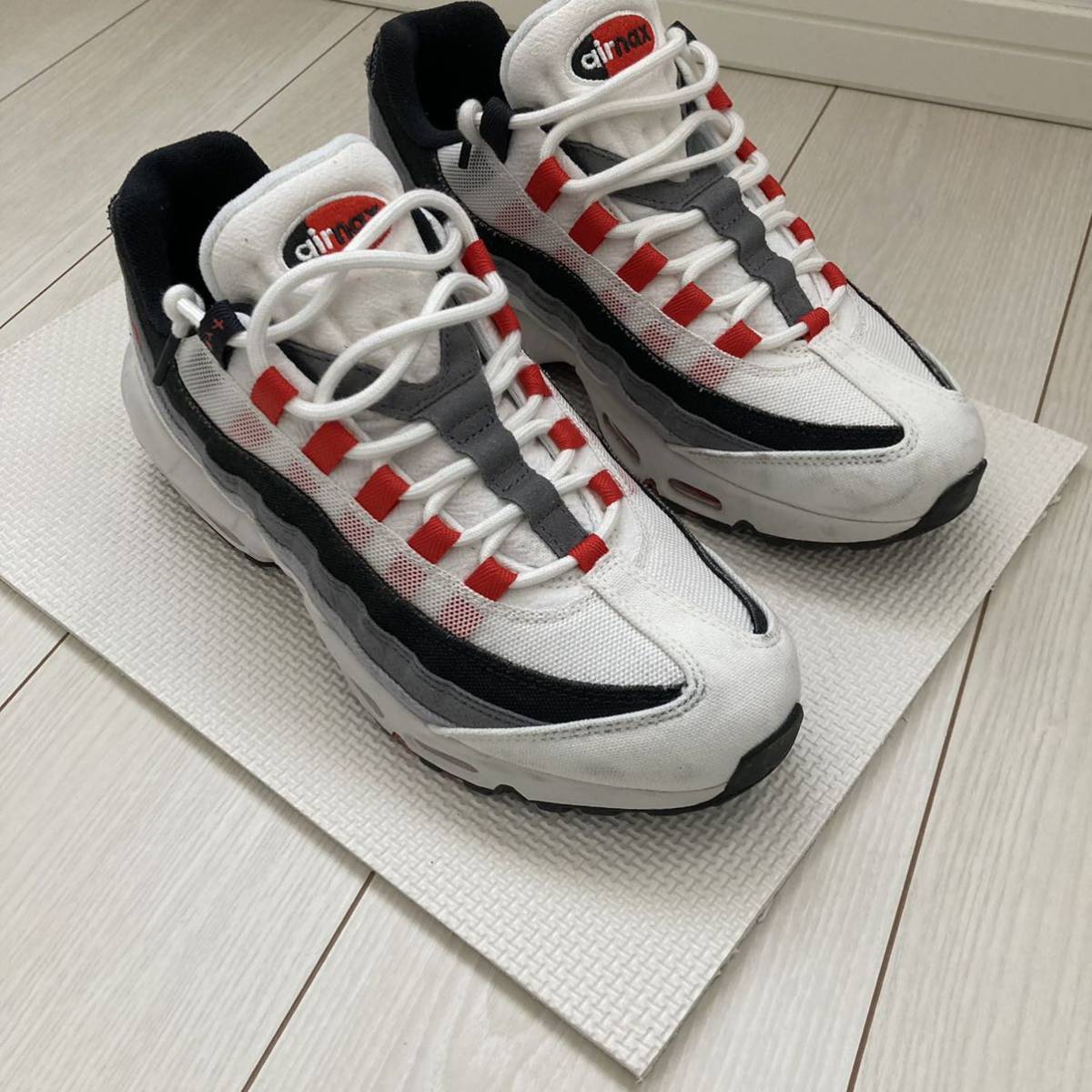NIKE AIR MAX 95 QS 27.5cm ナイキエアマックス ナイキエアマックス95 0 27.5cm NIKE ★即決有 MIM4691 蓄光