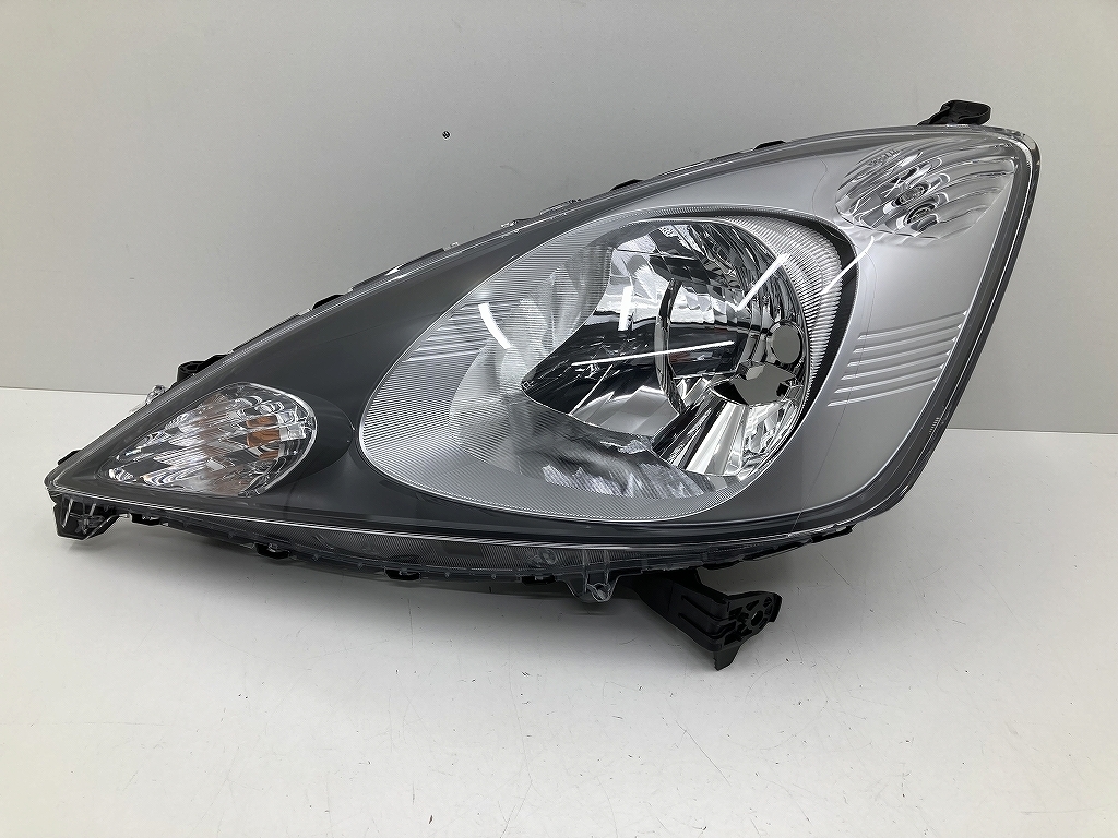 【新作，品質保証】 GE6 前期 フィット 純正 HID 左 ヘッドライト 助手席側 STANLEY P6869 GE7 GE8 打刻 7 YB1175(ヘッドライト)｜売買されたオークション情報、yahooの商品情報をアーカイブ公開 - オークファン ホンダ用