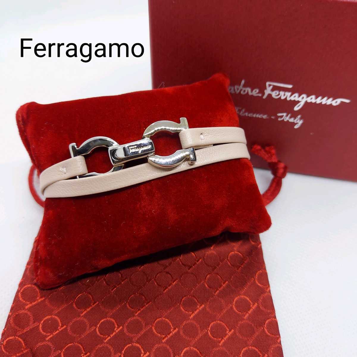 箱、保存袋付き フェラガモ Ferragamo ブレスレット ガンチーニ レザー 